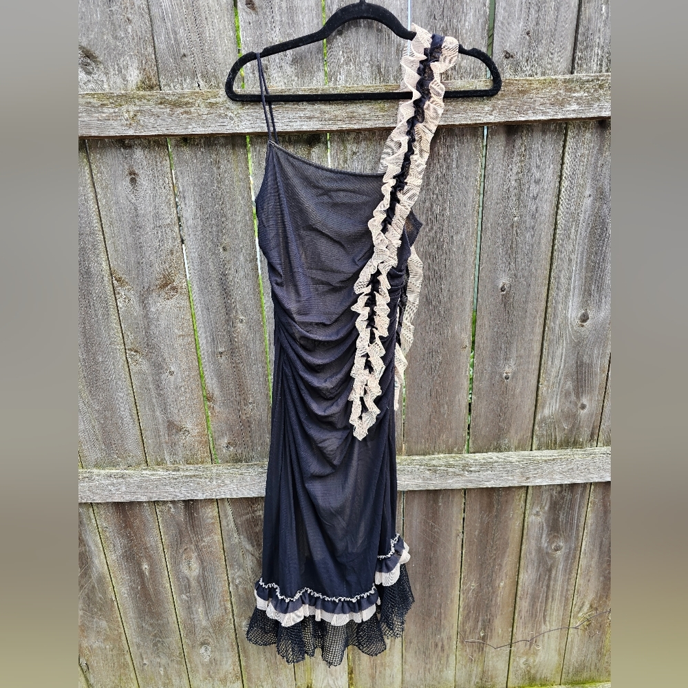 Boutique body con dress sized small